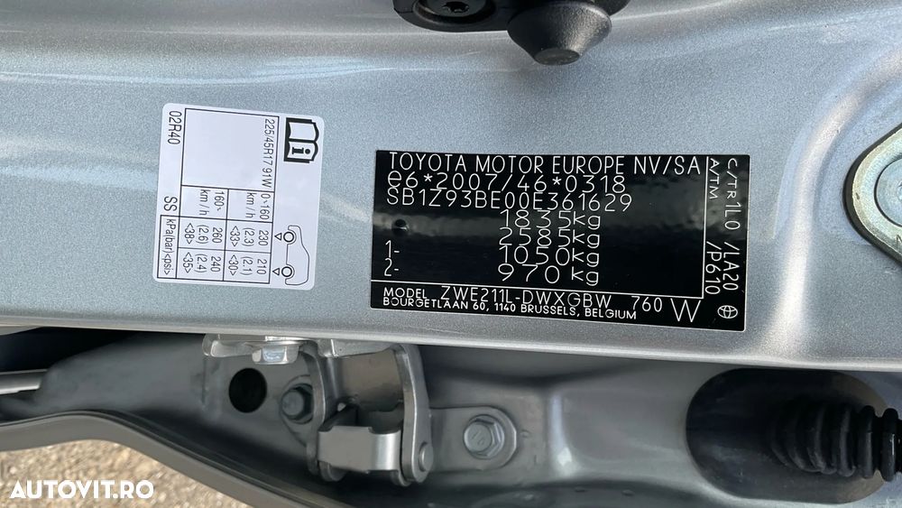 Toyota Corolla 1.8 HSD Exclusive - 38