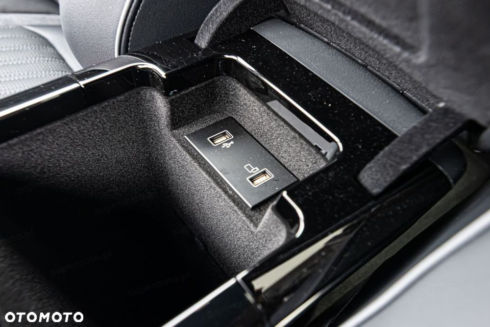 Hongqi HS5 2.0T AWD - 19