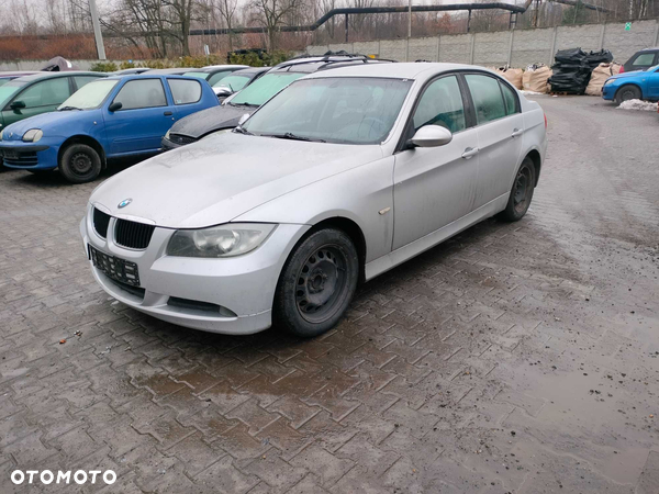 BMW E90 318i N46B20 Titan Silber