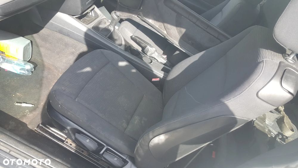 Elementy wnętrza kierownica półka fotel kanapa BMW 1 E81 E87 3D części - 3