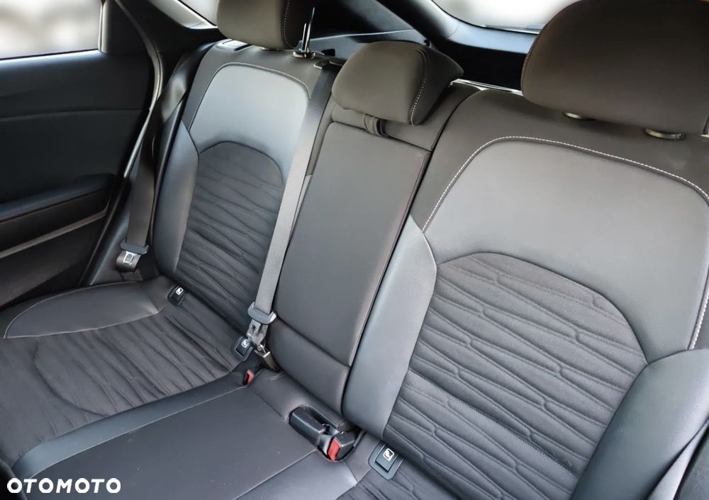 Kia ProCeed 1.5 T-GDI GT Line DCT - 11