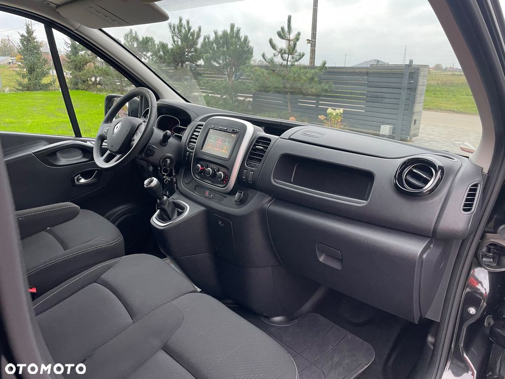 Renault Trafic - 23
