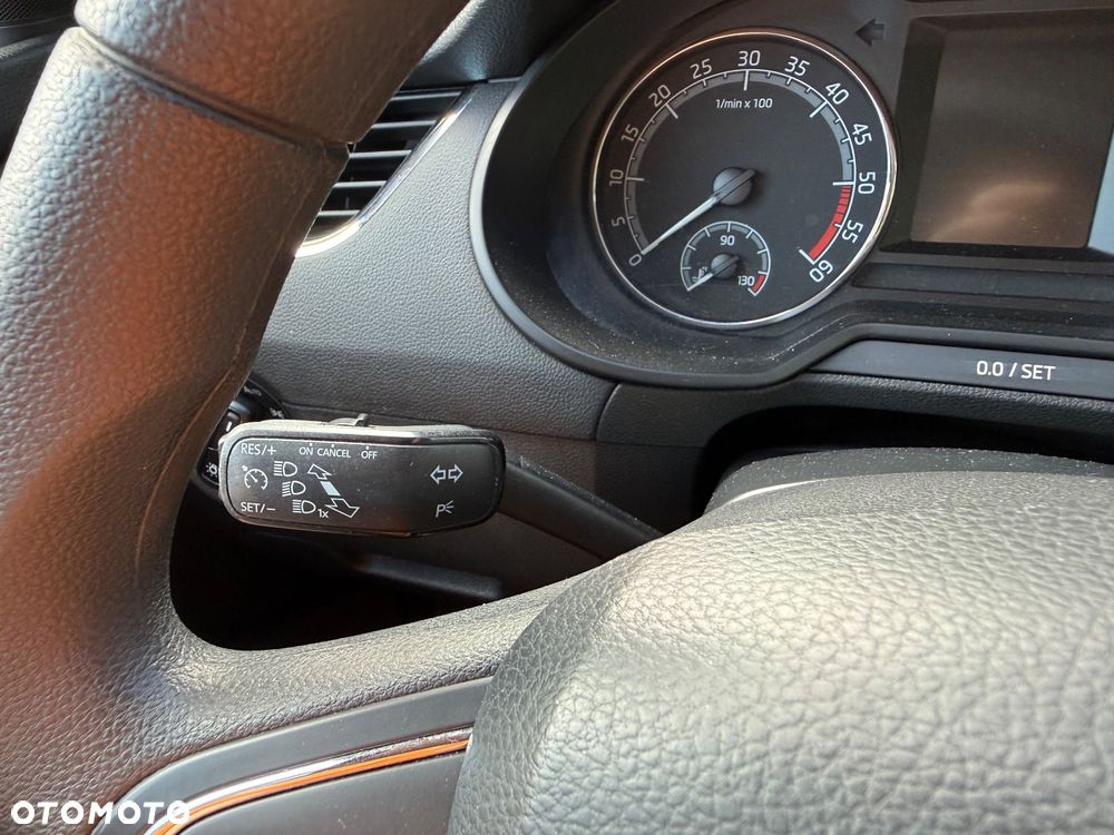 Skoda Octavia 1.6 TDI DSG Ambition - 21