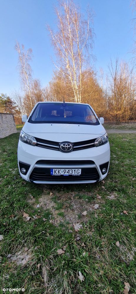 Toyota ProAce Kombi D-4D Medium 2,8t - 5