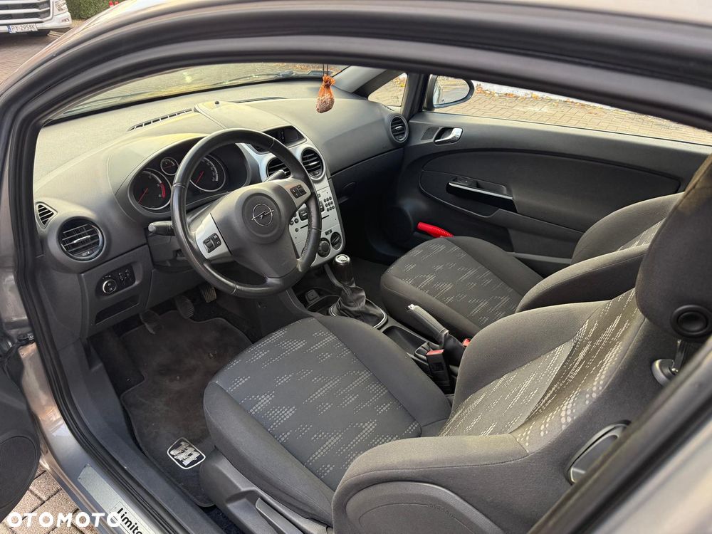 Opel Corsa - 8