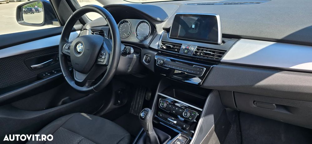 BMW Seria 2 216d Gran Tourer Advantage - 12