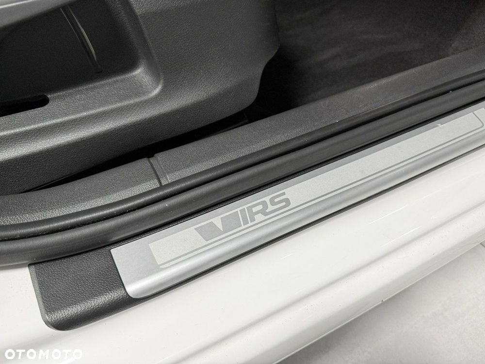 Skoda Octavia 2.0 TDI RS DSG - 21