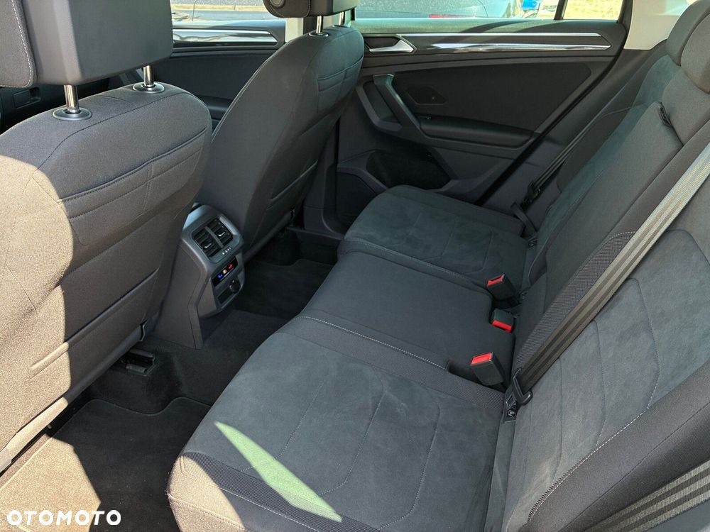 Volkswagen Tiguan 1.5 TSI EVO Elegance DSG - 33
