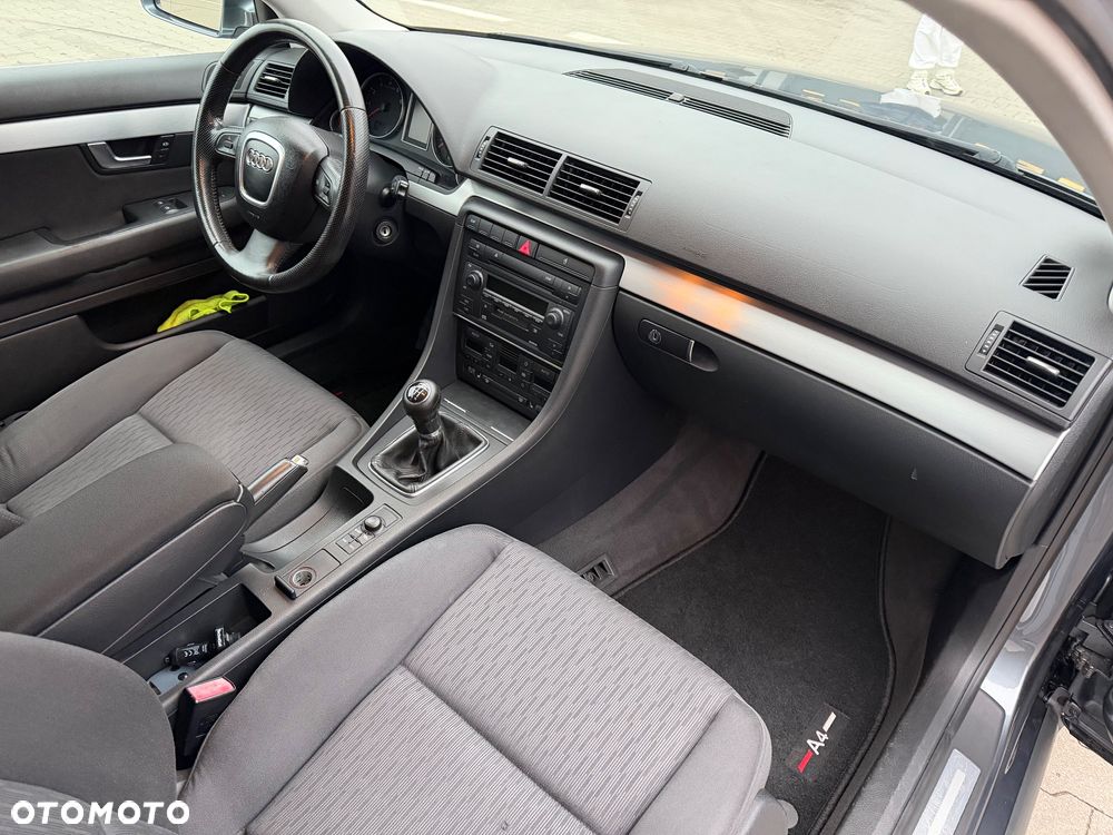 Audi A4 Avant 1.8 T - 12