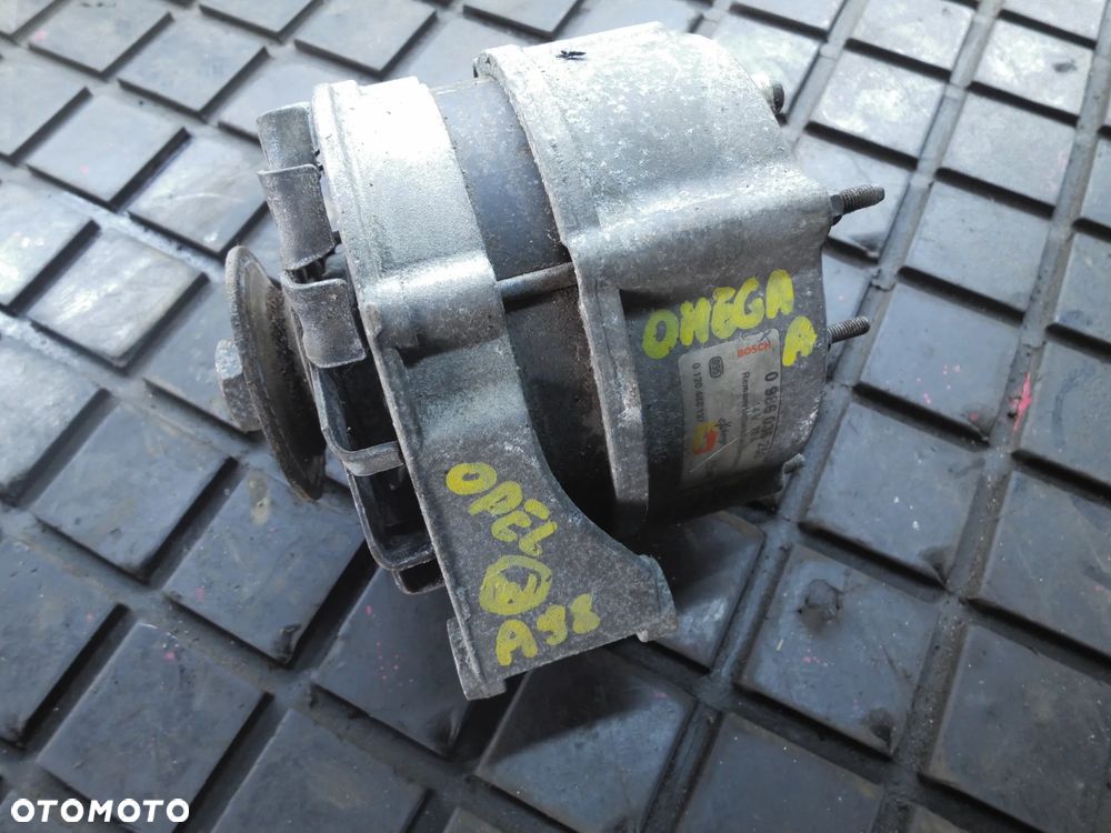 Alternator Opel Astra Vectra Kadett 1.7 D / TD 0986036250 - 1