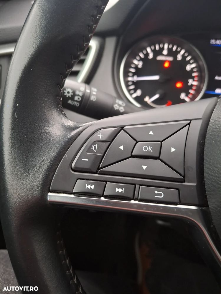 Nissan Qashqai 1.3 138CP 2WD N-Connecta - 18