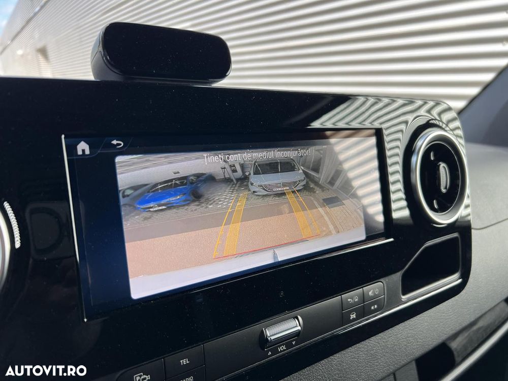 Mercedes-Benz Sprinter 517 - furgon roata dubla - detarat 3.500 kg - 21