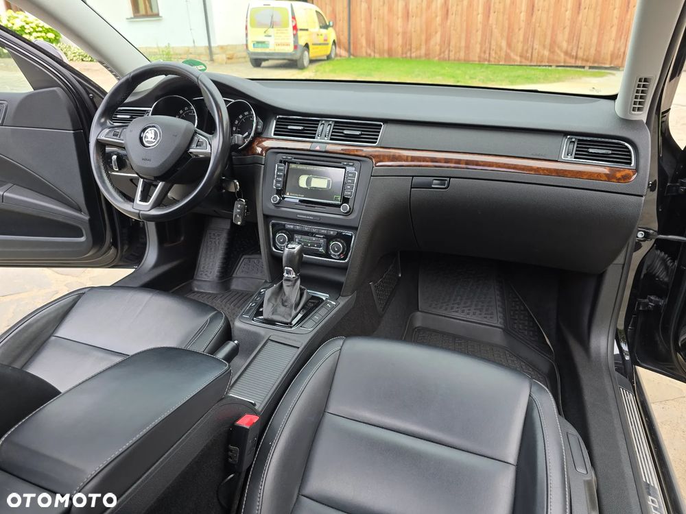 Skoda Superb 2.0 TDI 4x4 Platinum Outdoor DSG - 15
