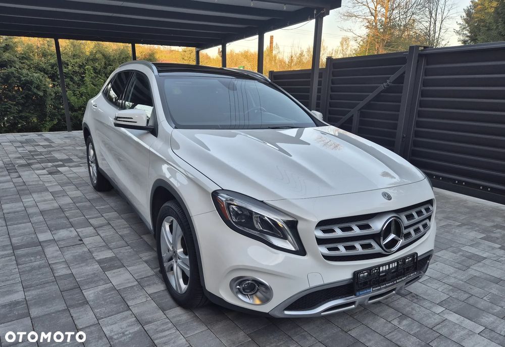 Mercedes-Benz GLA 250 4-Matic - 1