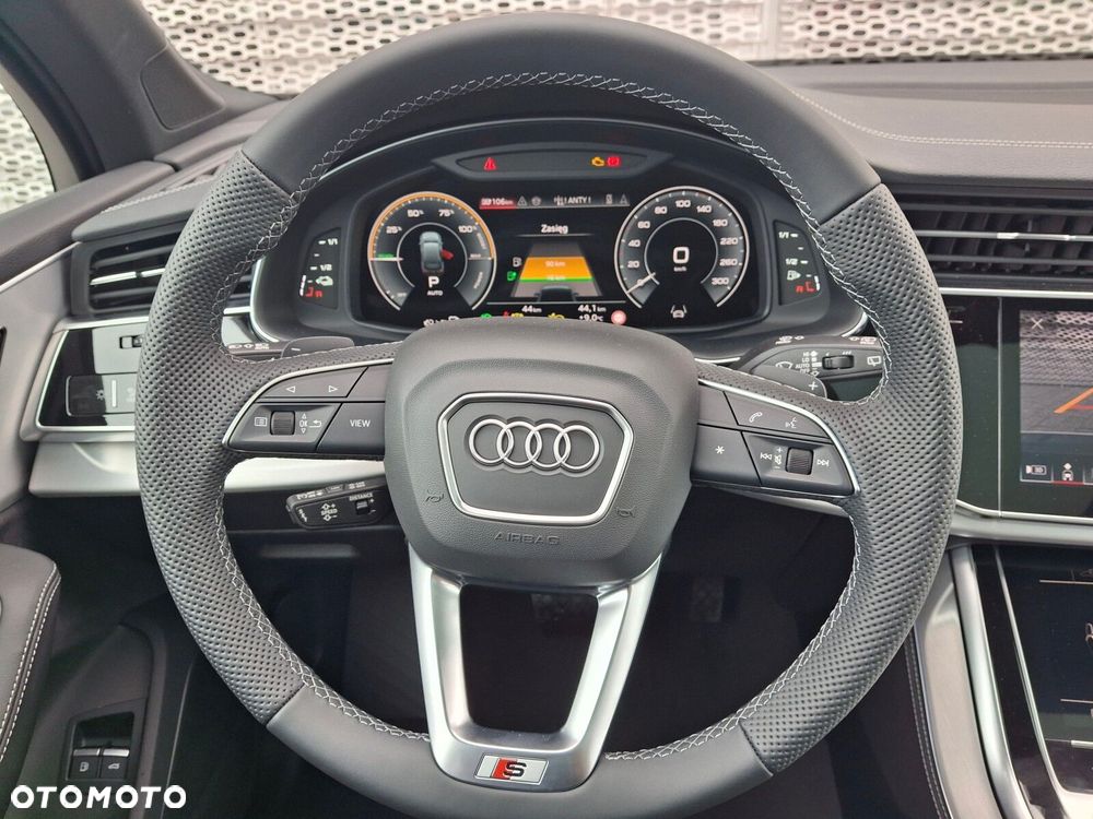 Audi Q7 - 25