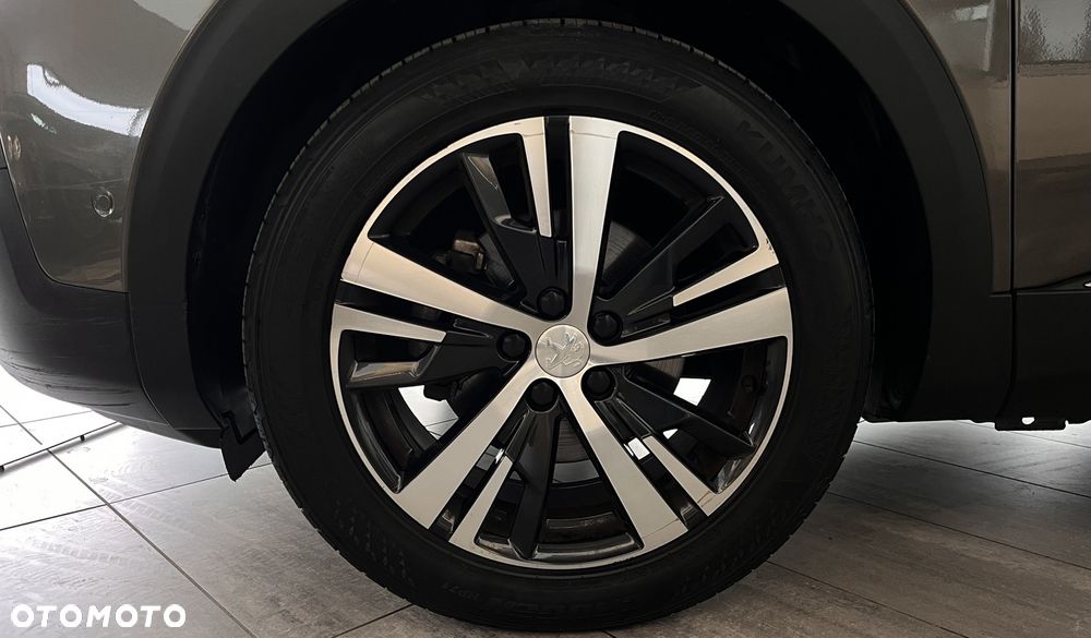 Peugeot 3008 PureTech 130 Stop & Start GPF EAT8 Allure Business-Paket - 8