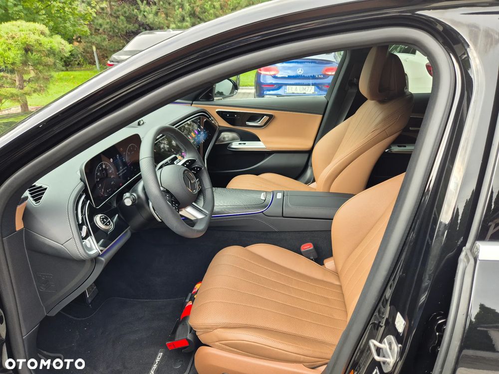 Mercedes-Benz Klasa E 220 d 4-Matic AMG/Avantgarde - 29