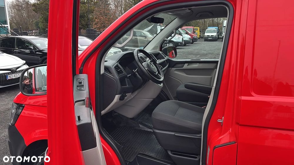 Volkswagen Transporter T6 - 10