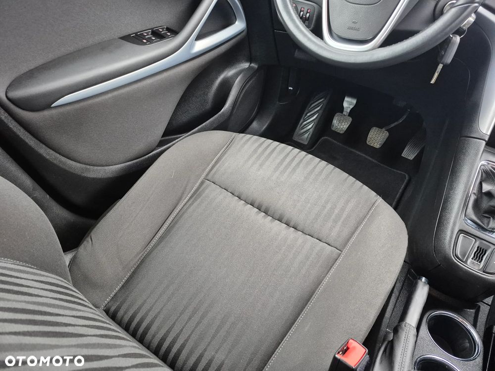 Opel Zafira Tourer 1.4 Turbo Selection - 30