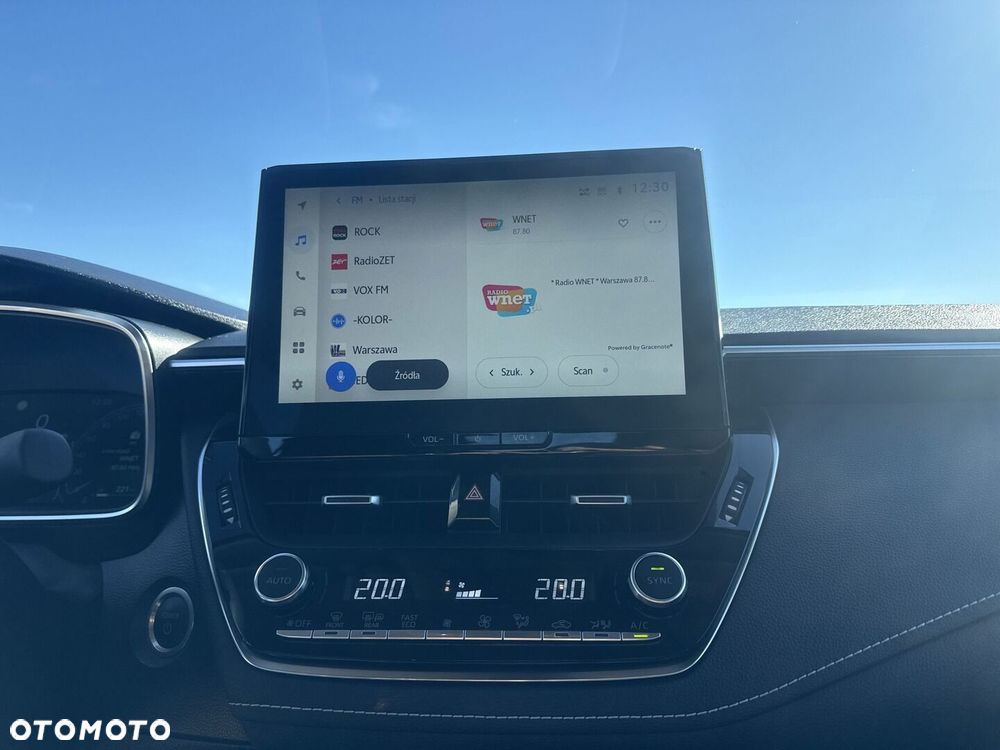 Toyota Corolla 1.8 Hybrid Comfort - 22