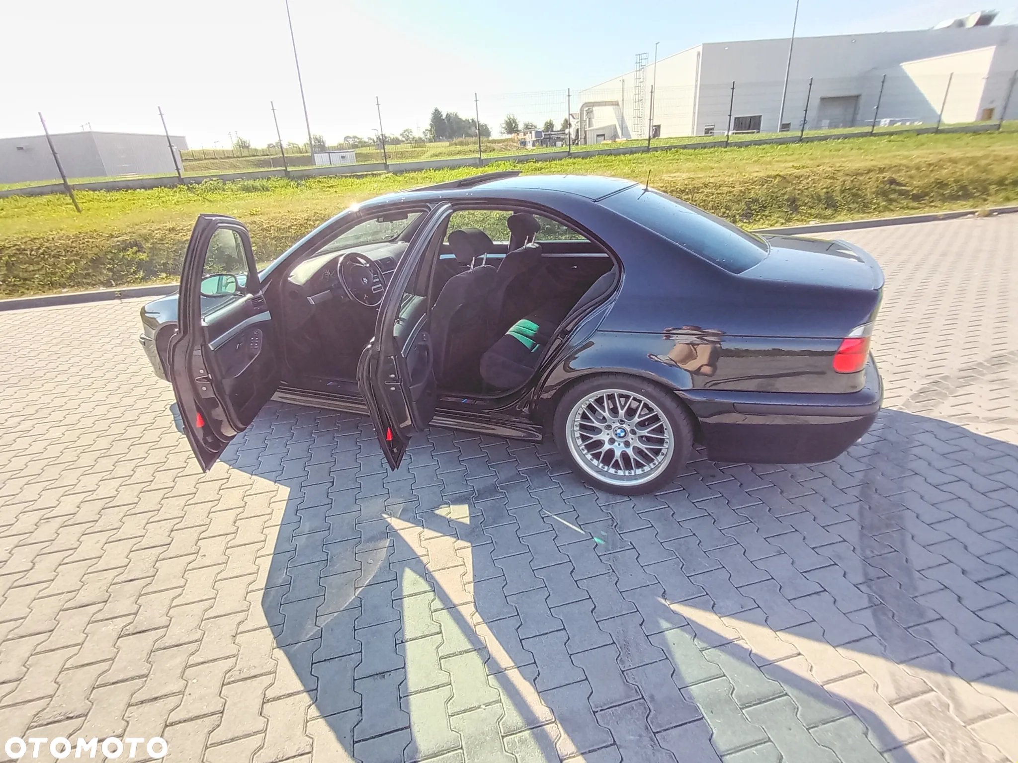 BMW Seria 5 528i - 8