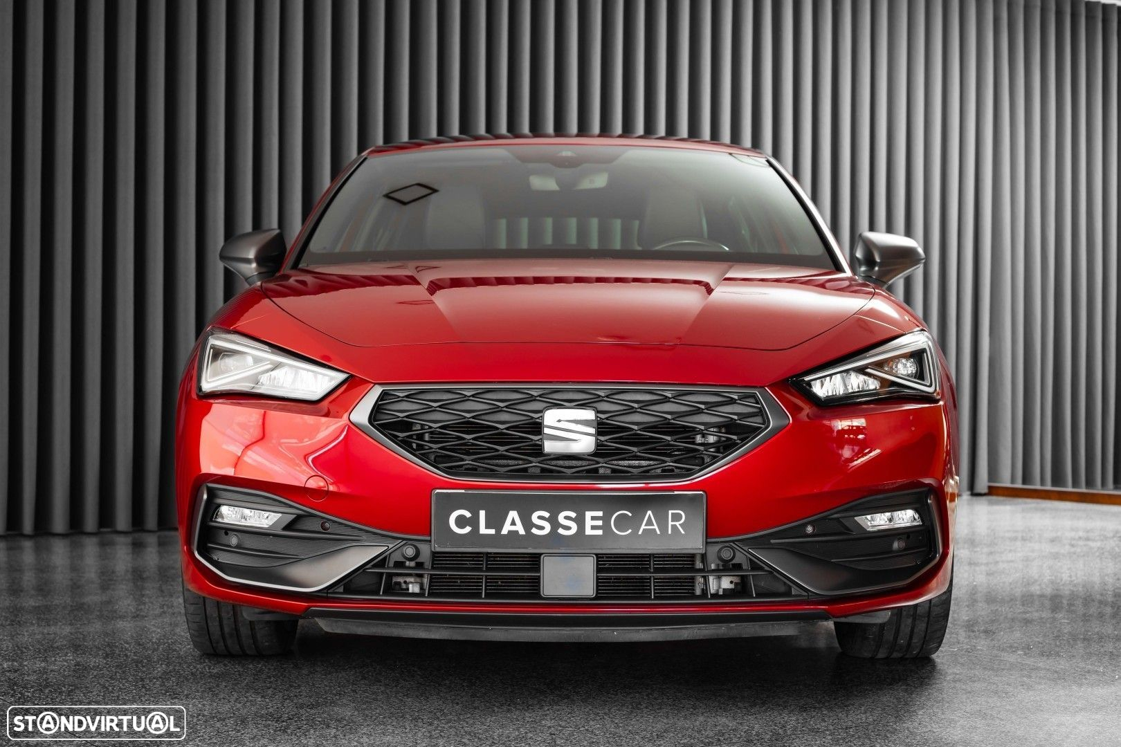 SEAT Leon 1.5 eTSI FR DSG - 4