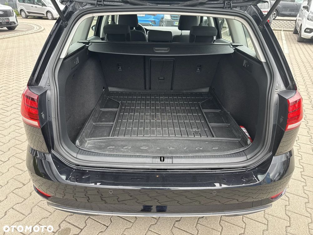 Volkswagen Golf 1.5 TSI BMT Comfortline DSG - 12