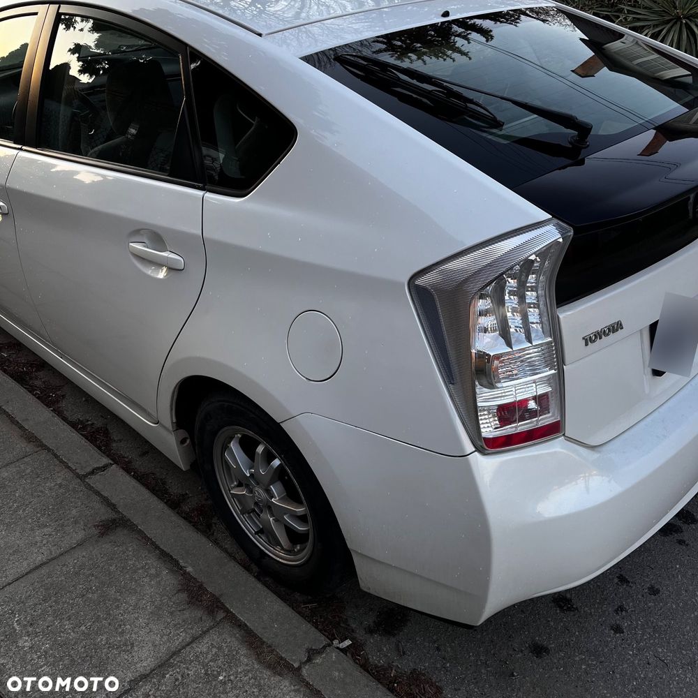 Toyota Prius - 6