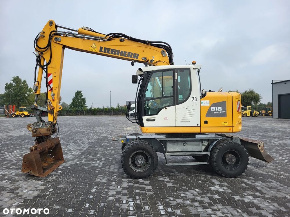 Liebherr A918 Compact / z Niemiec / Stan idealny / - 2