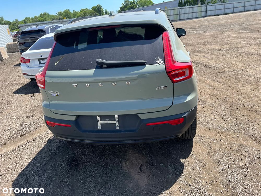 Volvo XC 40 - 19