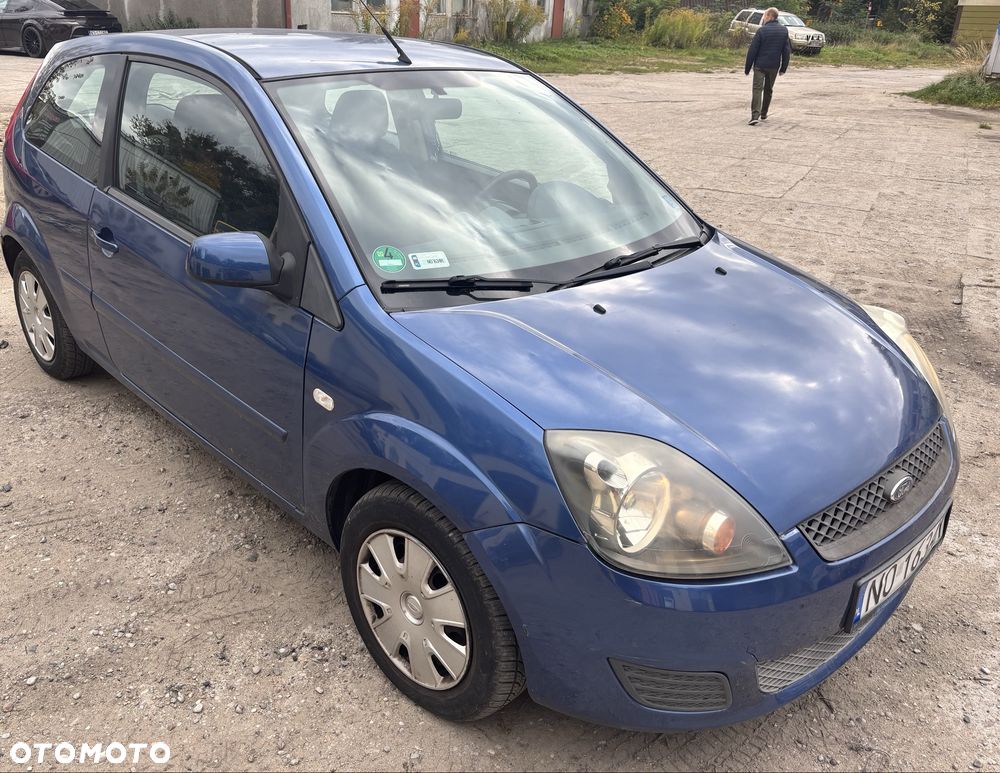 Ford Fiesta - 2