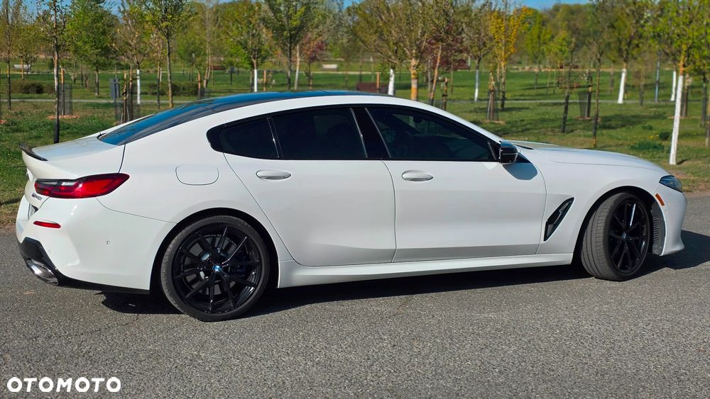 BMW Seria 8 840i - 30