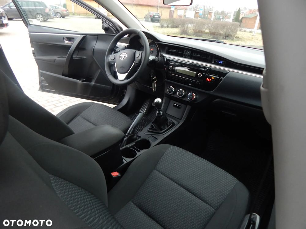 Toyota Corolla 1.6 Luna - 14