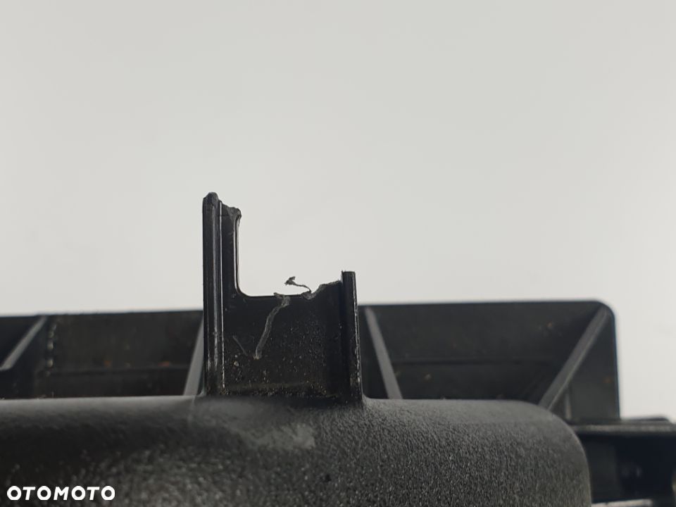 Obudowa Filtra Powietrza TOYOTA RAV4 2.5 H od 2019 roku - 3
