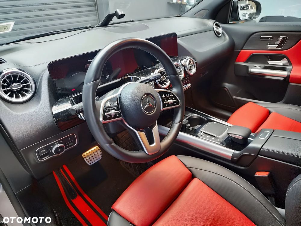 Mercedes-Benz GLA 250 8G-DCT AMG Line - 8