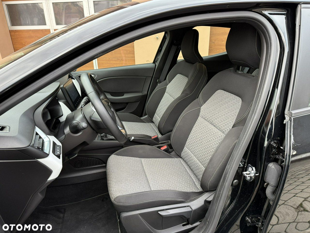 Renault Clio - 21
