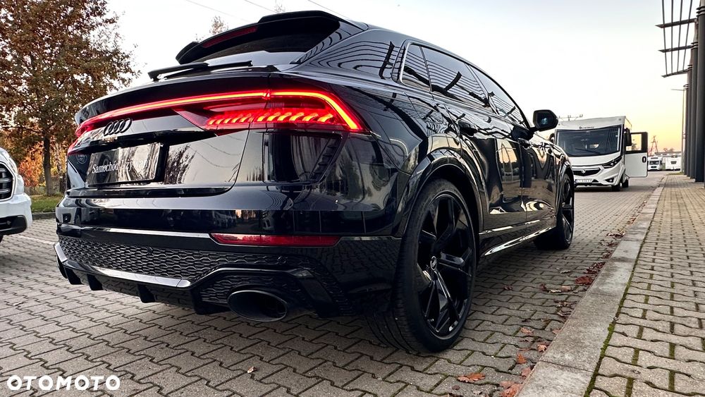 Audi RS Q8 - 18