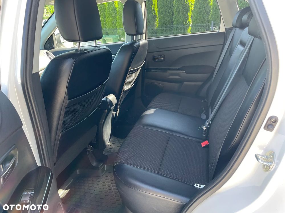 Peugeot 4008 - 23