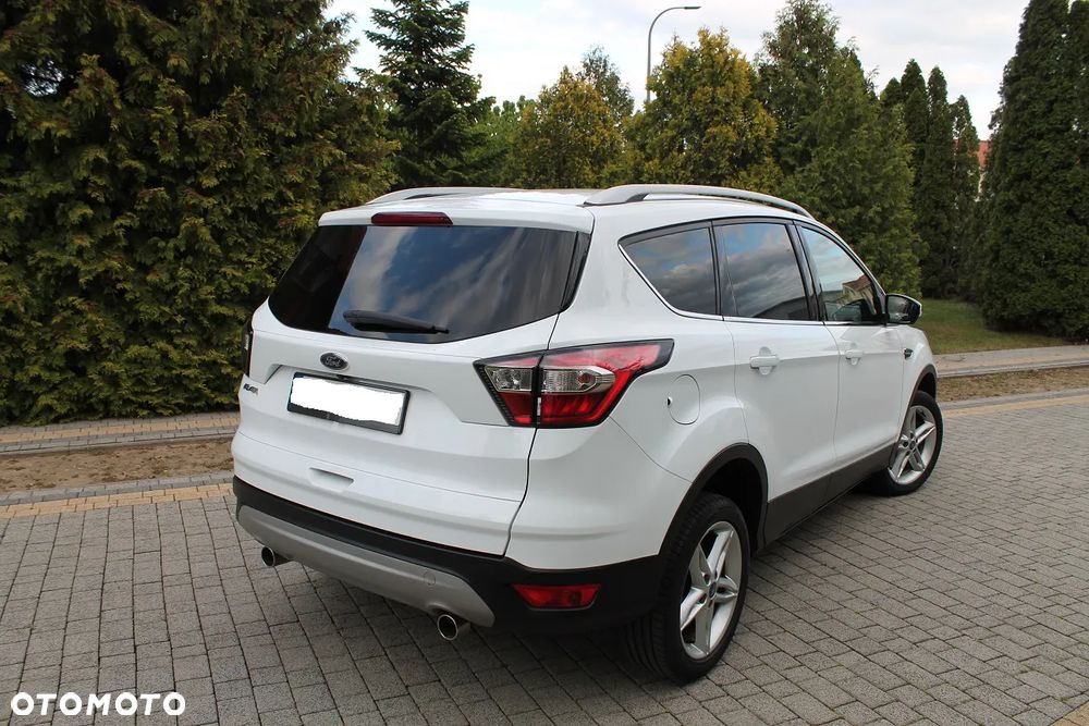 Ford Kuga 2.0 TDCi 2x4 Cool & Connect - 4
