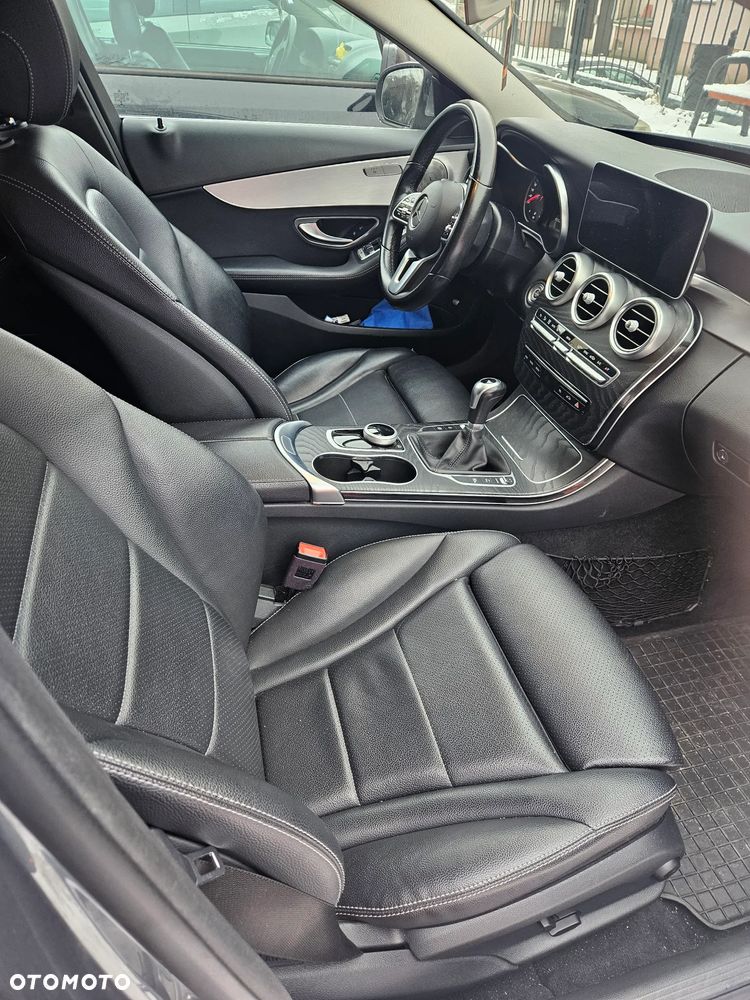 Mercedes-Benz Klasa C 180 d - 10