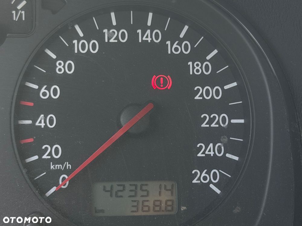 Volkswagen Golf 1.9 TDI Basis - 11