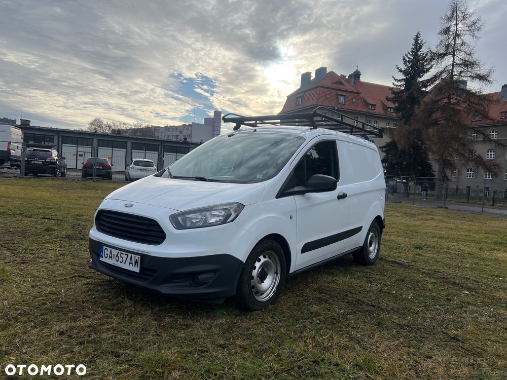 Ford Transit Courier - 1