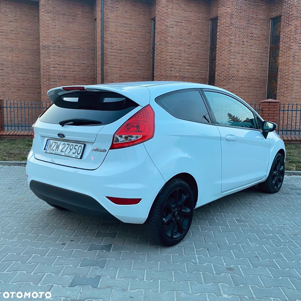 Ford Fiesta - 6