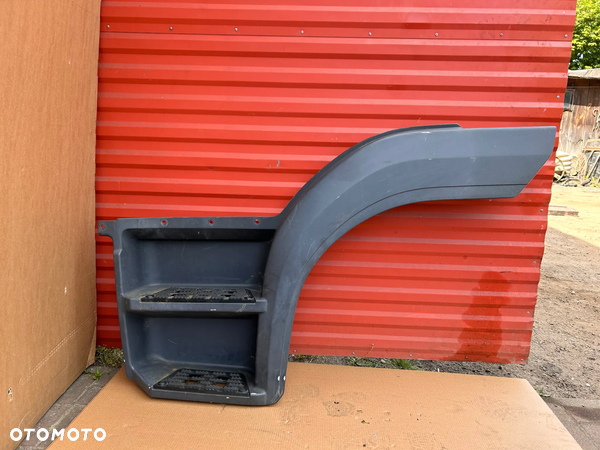 MERCEDES ATEGO EURO 6 - STOPNICA PRAWA LUB LEWA A 444 333 22 11