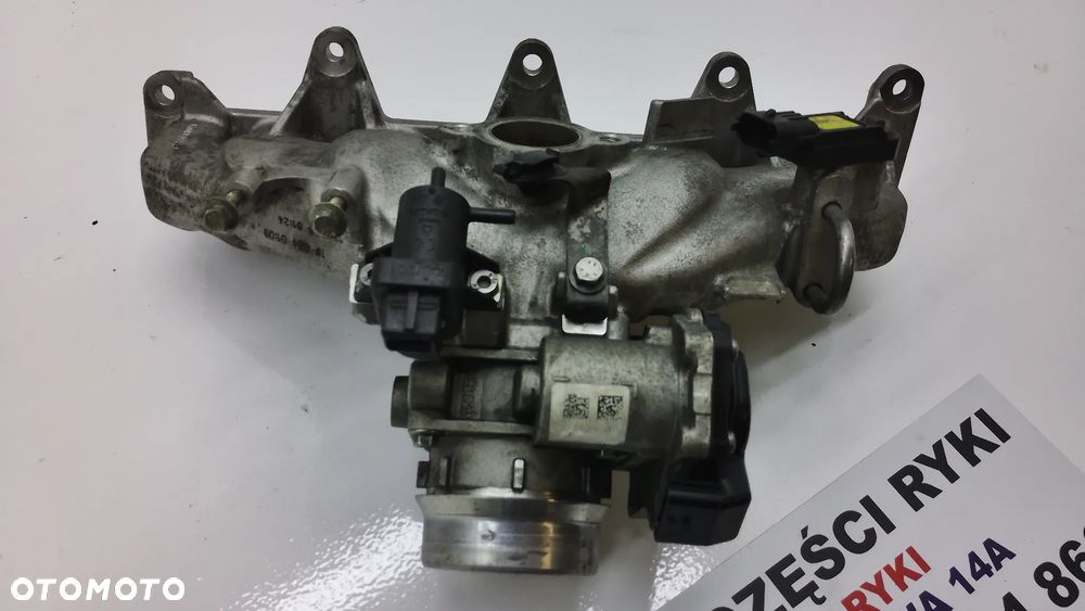 Renault Master III 2.3 DCI Przeustnica Kolektor 161A00161R - 2