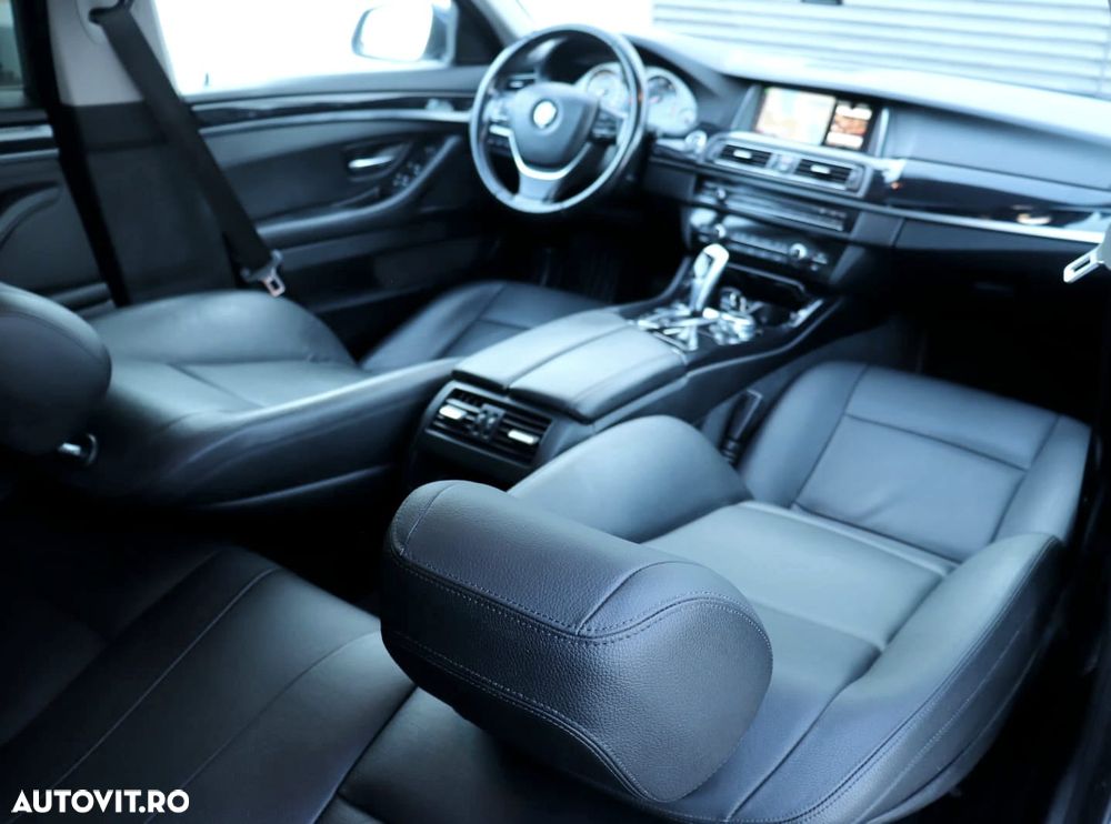 BMW Seria 5 520d xDrive AT - 16