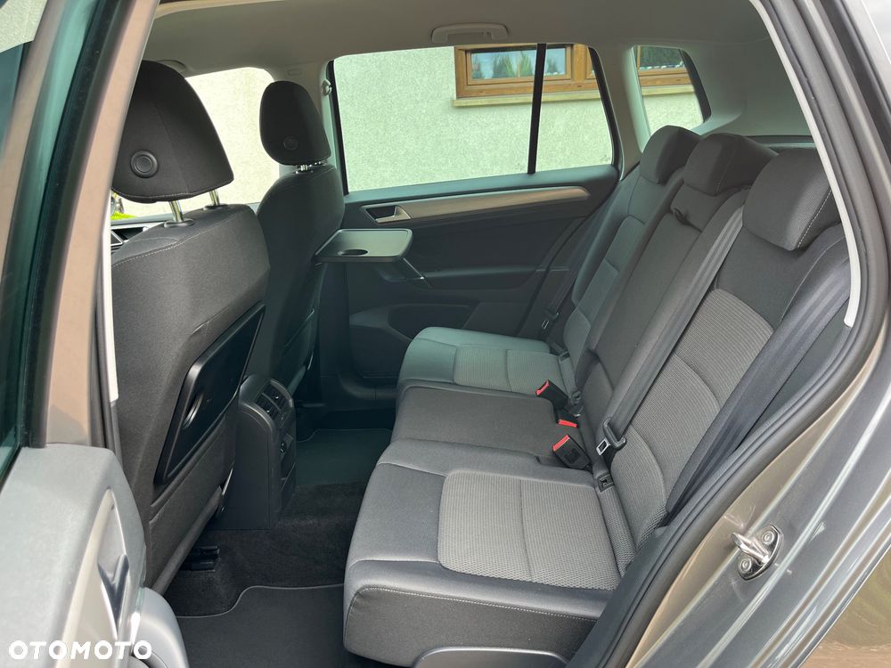 Volkswagen Golf Sportsvan - 37