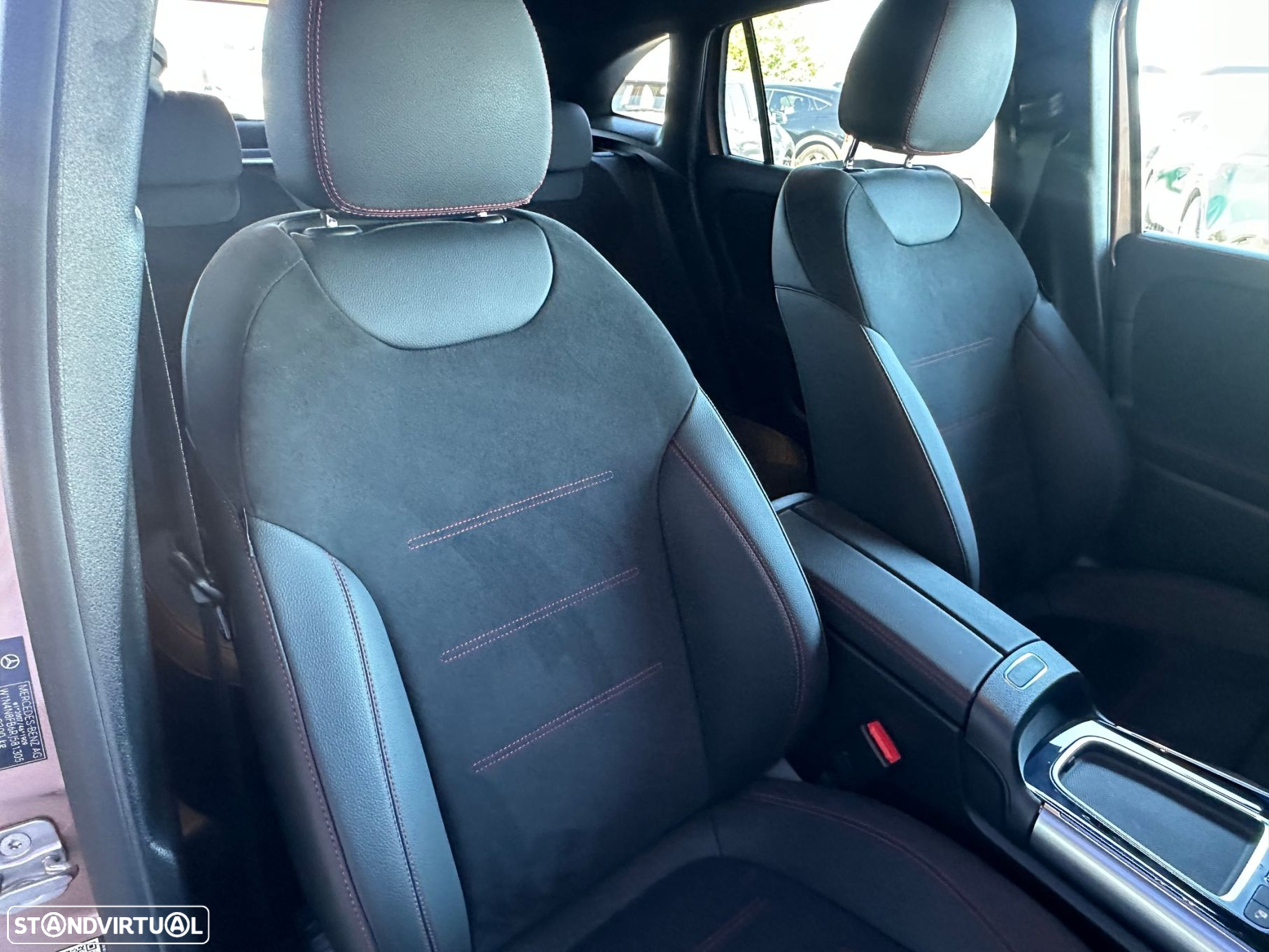 Mercedes-Benz GLA 250 e AMG Line - 43