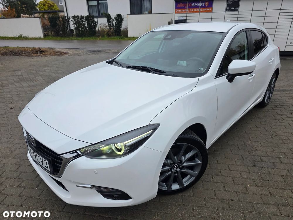 Mazda 3 2017 photo 2