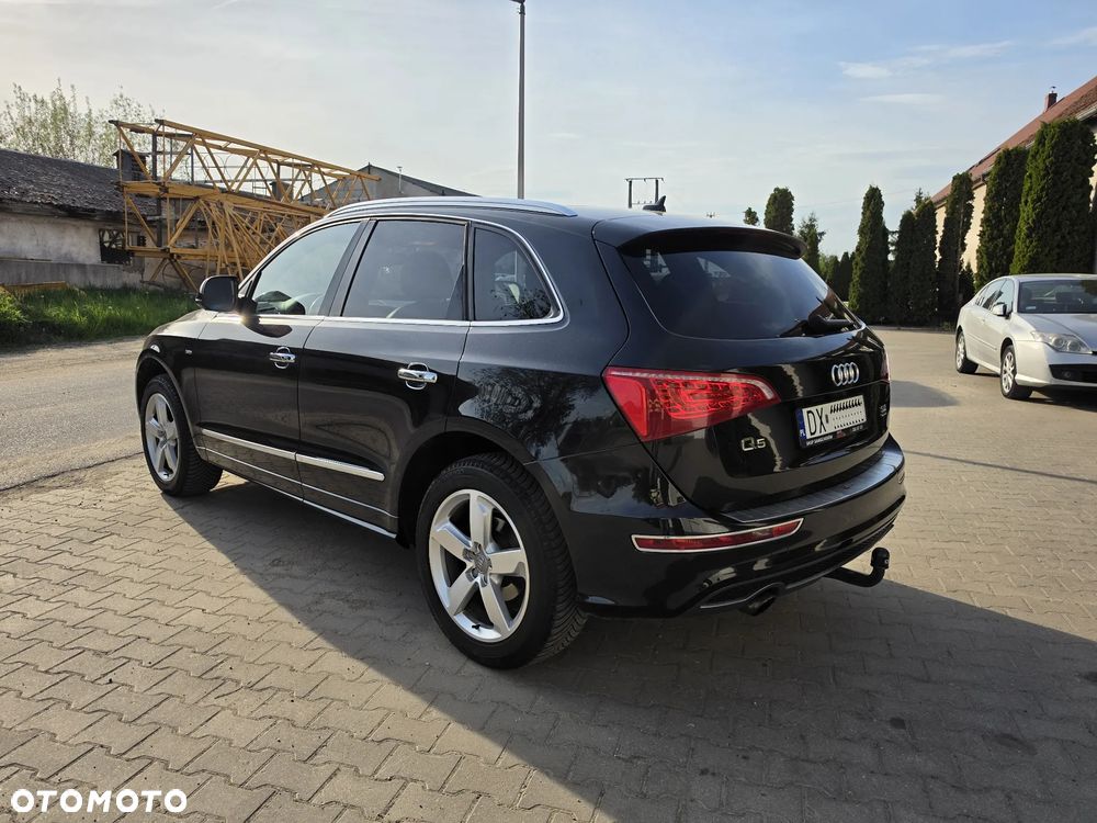 Audi Q5 3.2 FSI Quattro S tronic - 6
